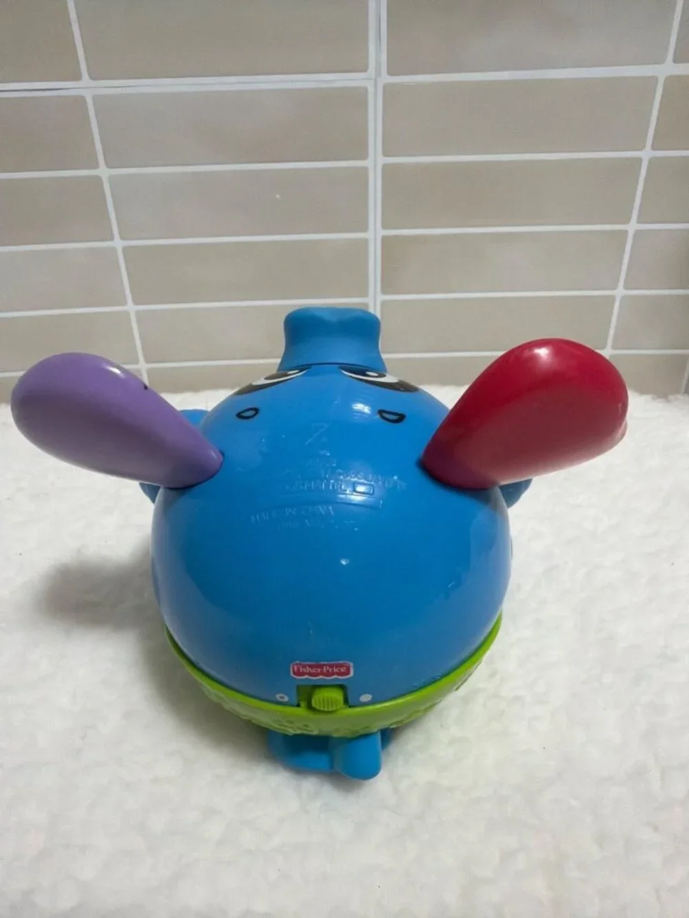 Vintage Fisher‑Price Brilliant Basics Bounce & Giggle Elephant Toy (2004)